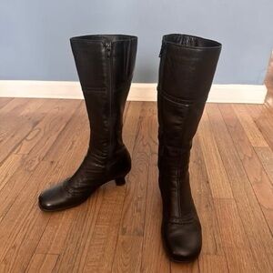 Elegant Black Knee-High Leather Boots